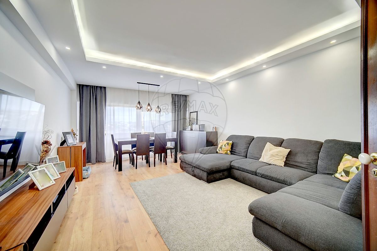 Apartamento T4 à venda em Sintra