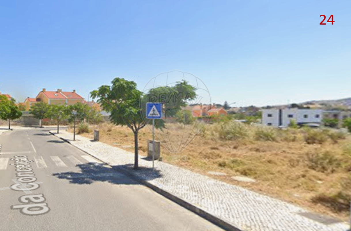 Terreno à venda em Sintra
