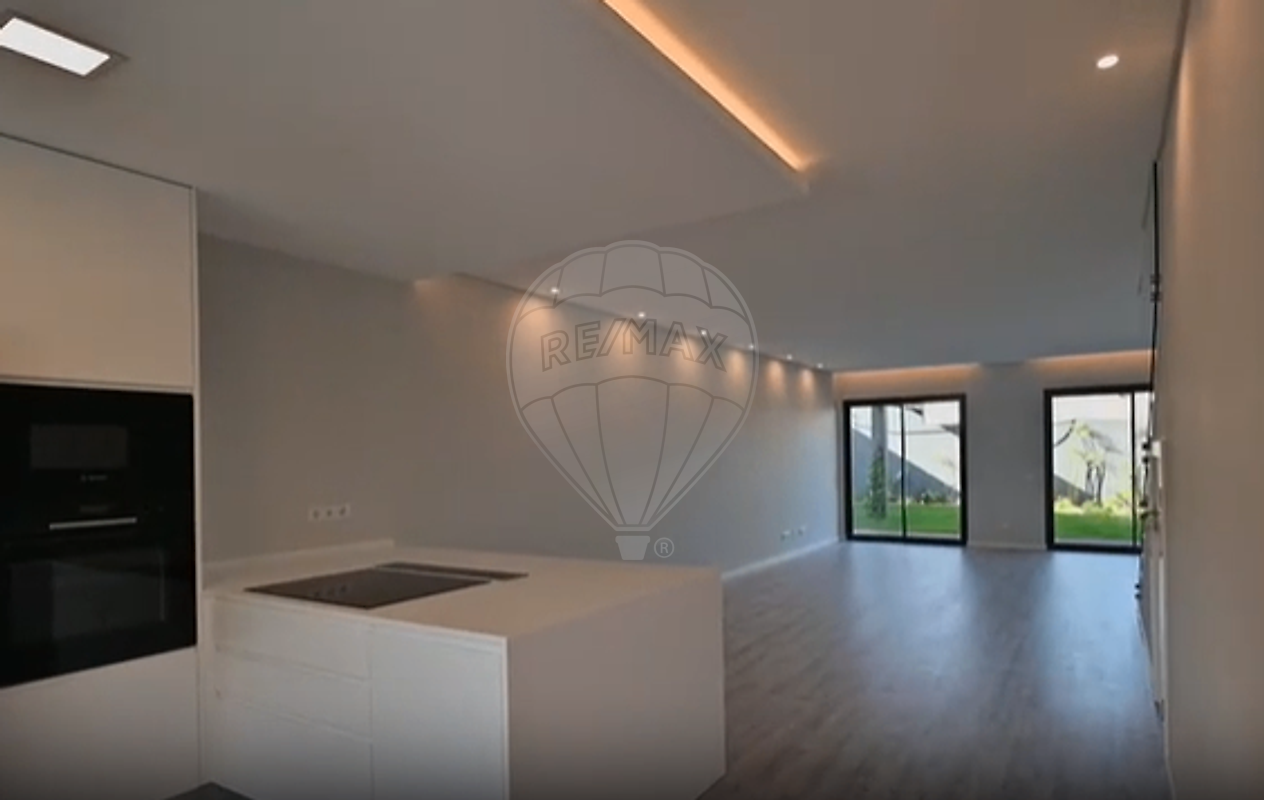 Moradia T3 à venda em Cascais