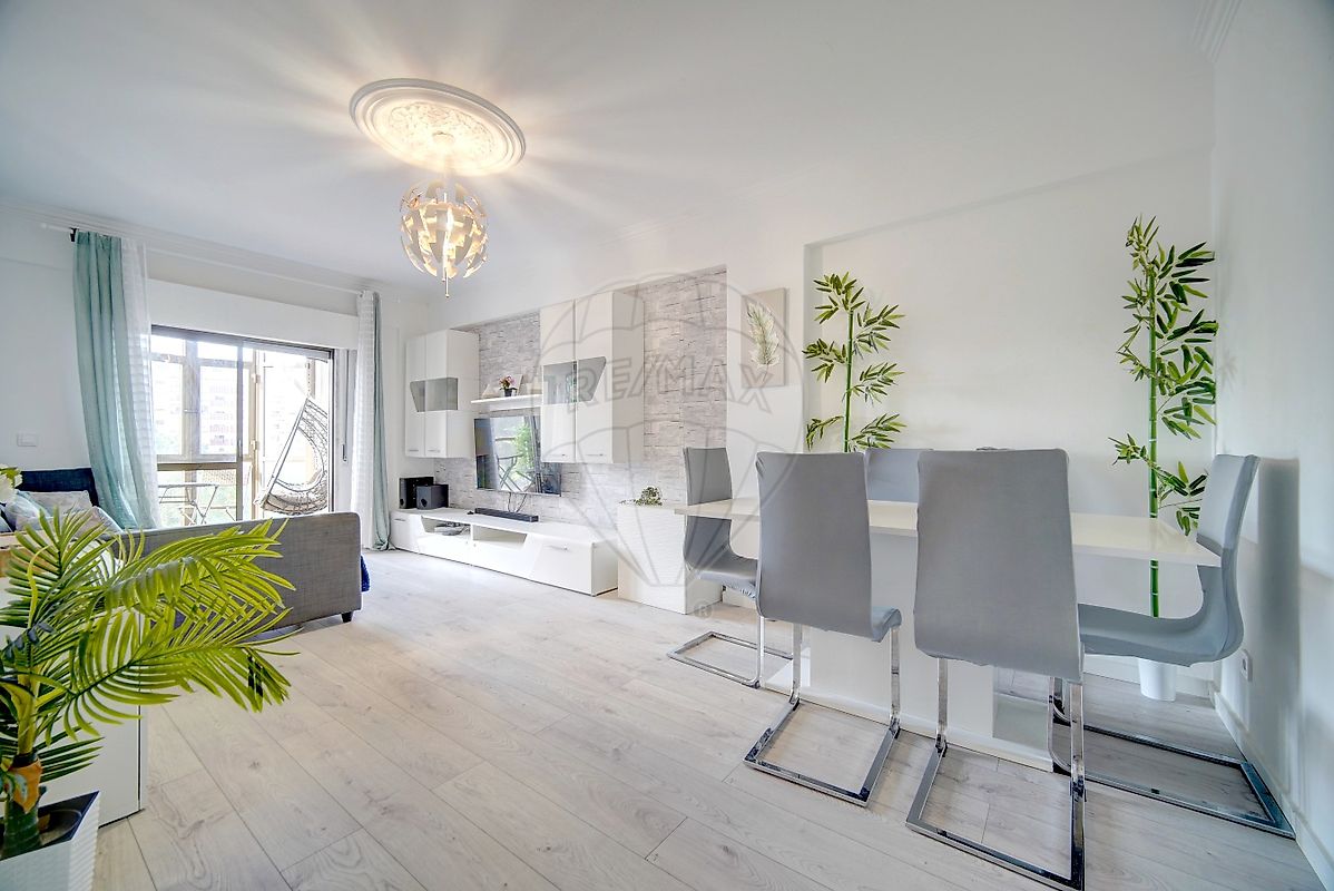 Apartamento T2 à venda em Sintra