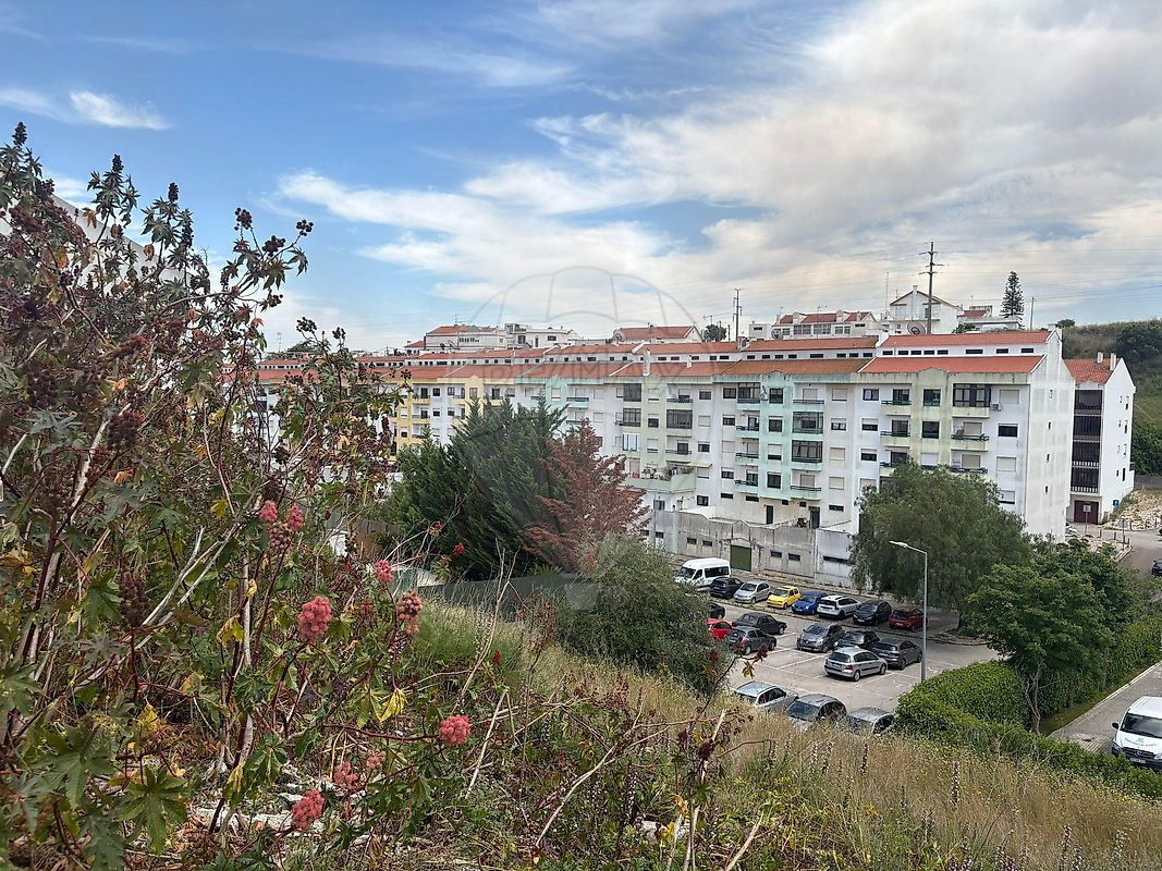 Terreno à venda em Vila Franca de Xira