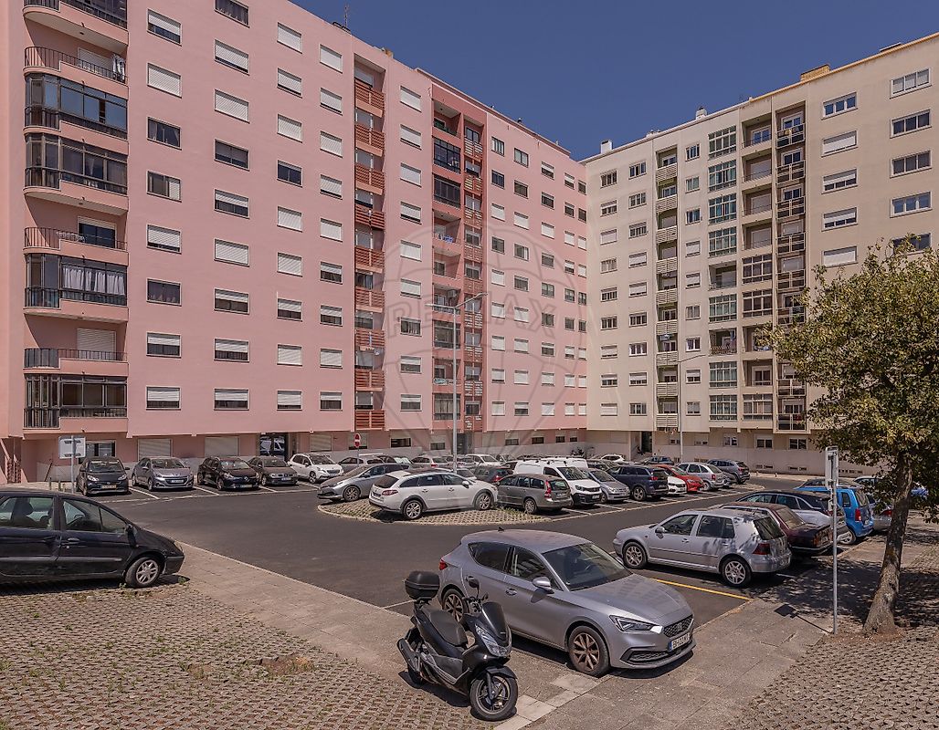 Apartamento T2 à venda em Sintra