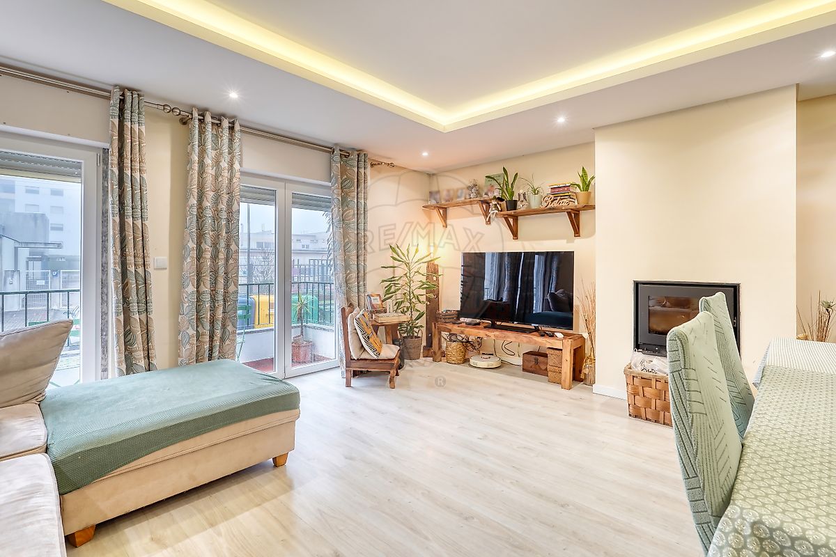 Apartamento T3 à venda em Sintra
