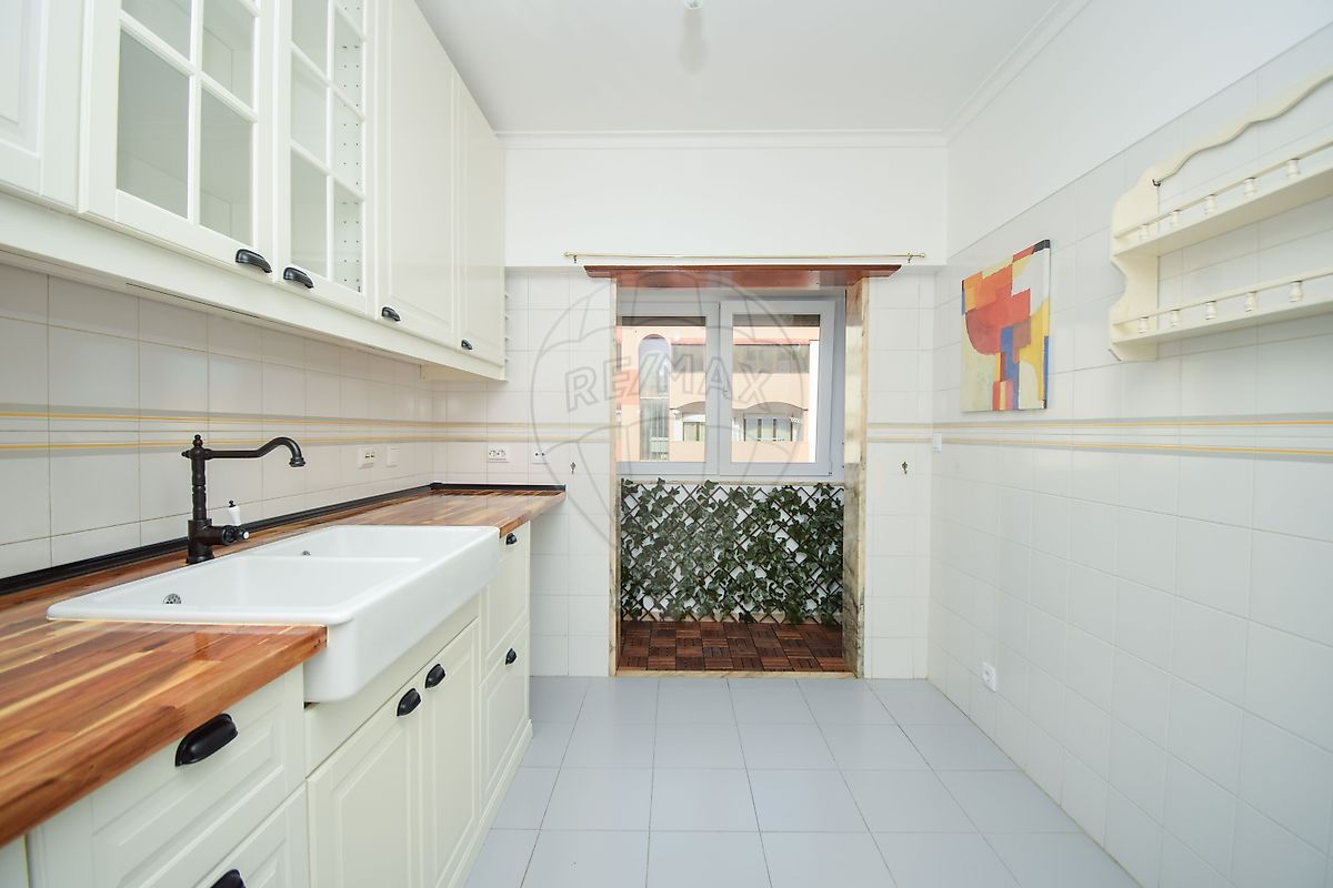 Apartamento T2 para arrendar em Cascais