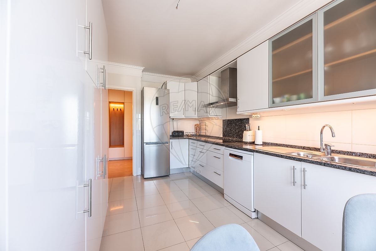 Apartamento T2 à venda em Carnaxide e Queijas, Oeiras — foto 6