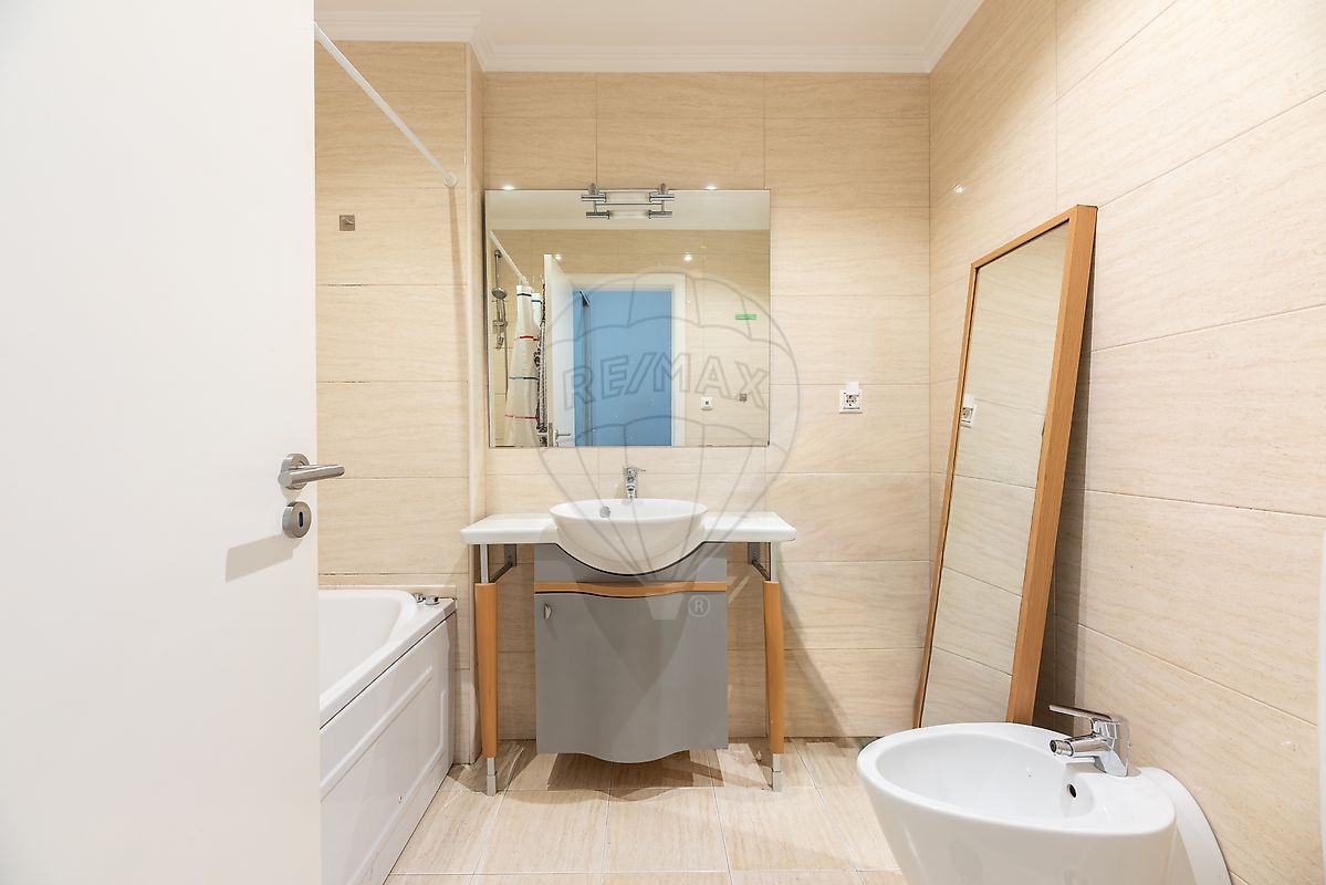 Apartamento T2 à venda em Carnaxide e Queijas, Oeiras — foto 16