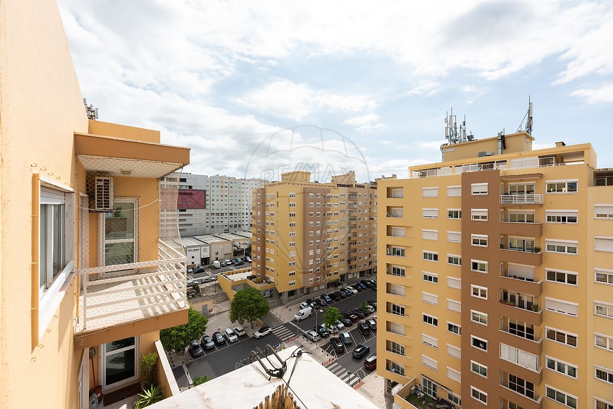 Apartamento T2 à venda em Carnaxide e Queijas, Oeiras — foto 33