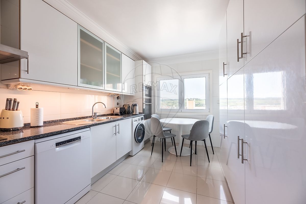 Apartamento T2 à venda em Carnaxide e Queijas, Oeiras — foto 7