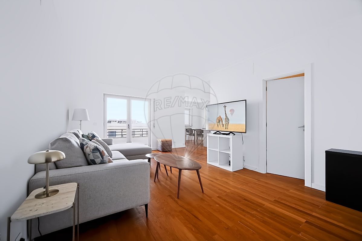 Apartamento T2 para arrendar em Oeiras