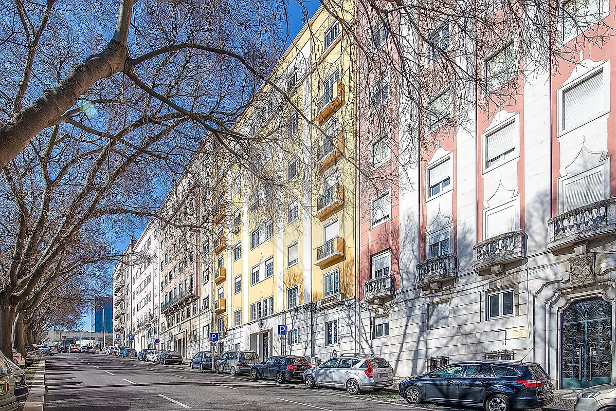Apartamento T6+ em Areeiro, €995.000