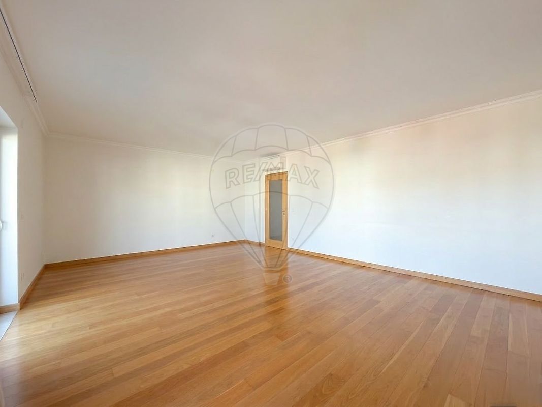 Apartamento T4 à venda em Ajuda, Lisboa — foto 7