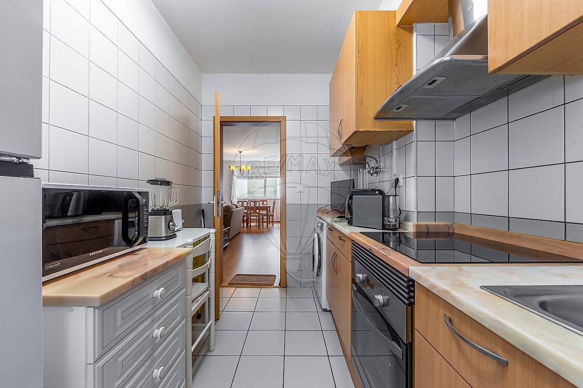Apartamento T3 à venda em Oeiras