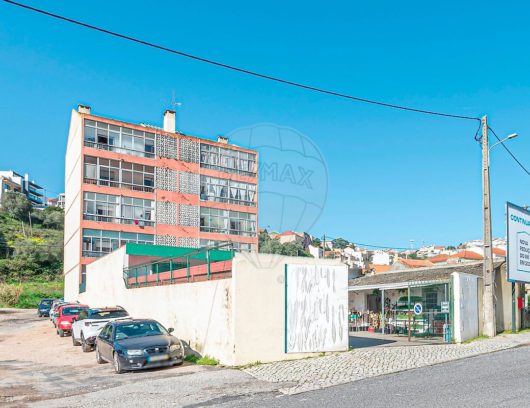 Prédio à venda em Odivelas