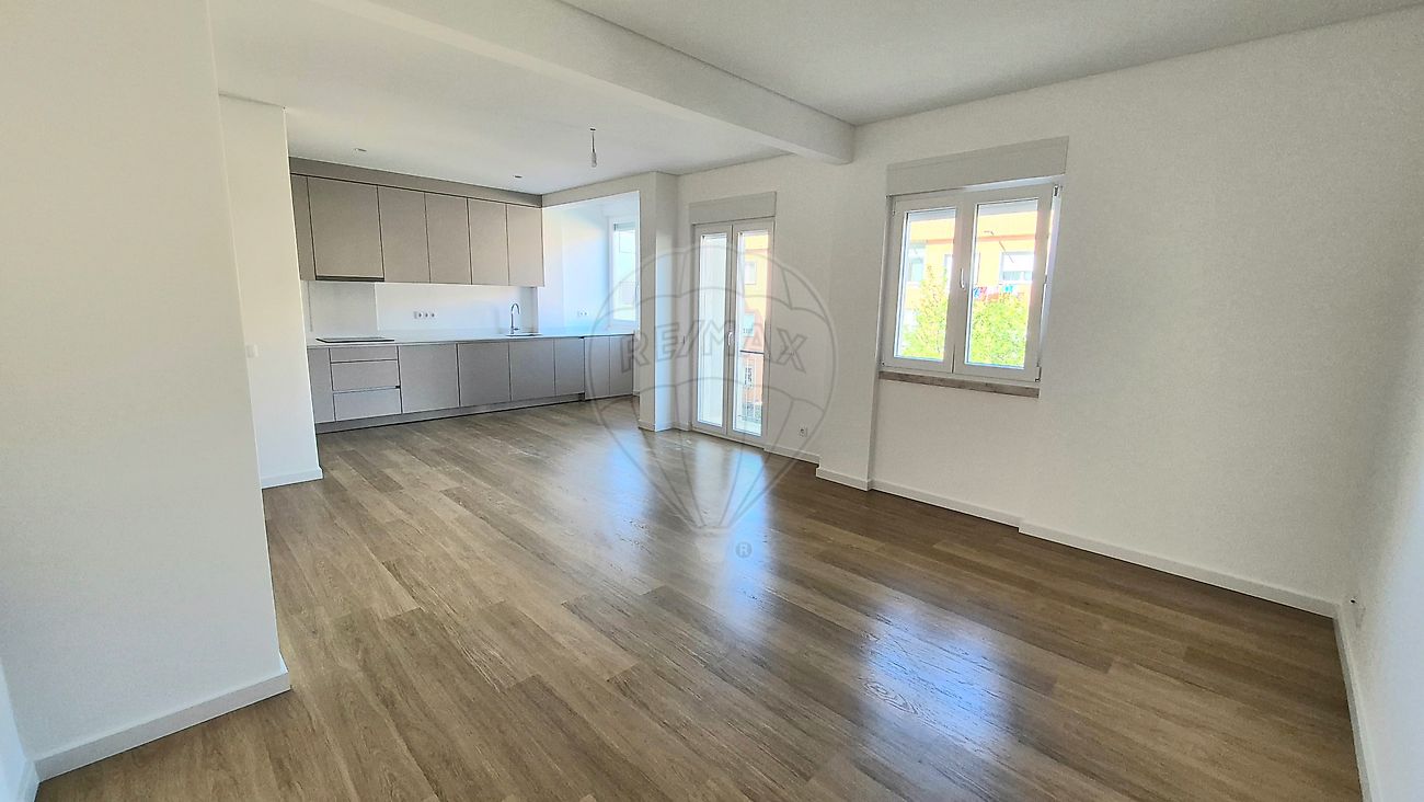 Apartamento T2 à venda em Oeiras