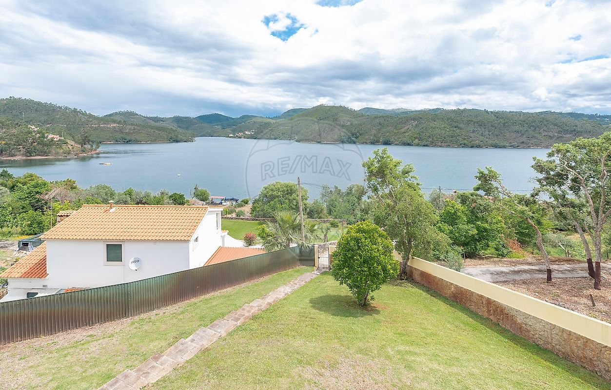 Moradia - Ferreira do Zêzere, Ferreira do Zêzere, Santarém