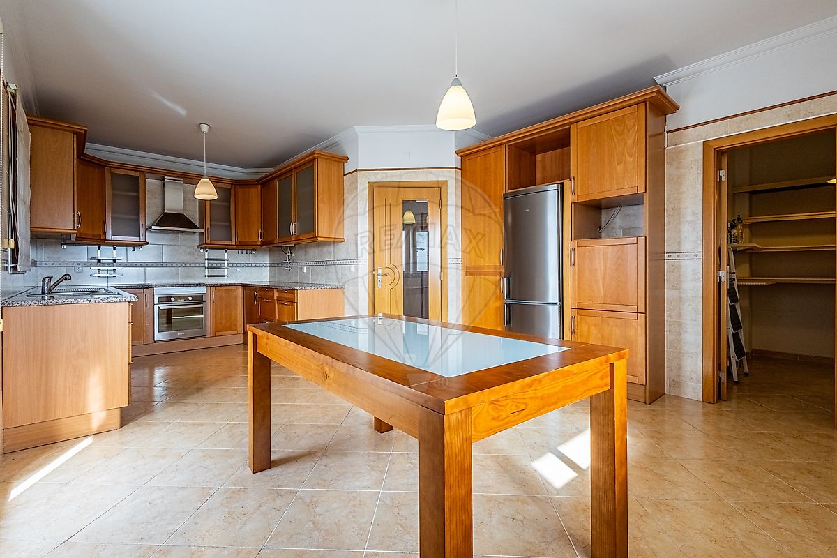 Apartamento T5 à venda em Santarém (Marvila), Santa Iria da Ribeira de Santarém, Santarém (São Salvador) e Santarém (São Nicolau), Santarém — foto 9