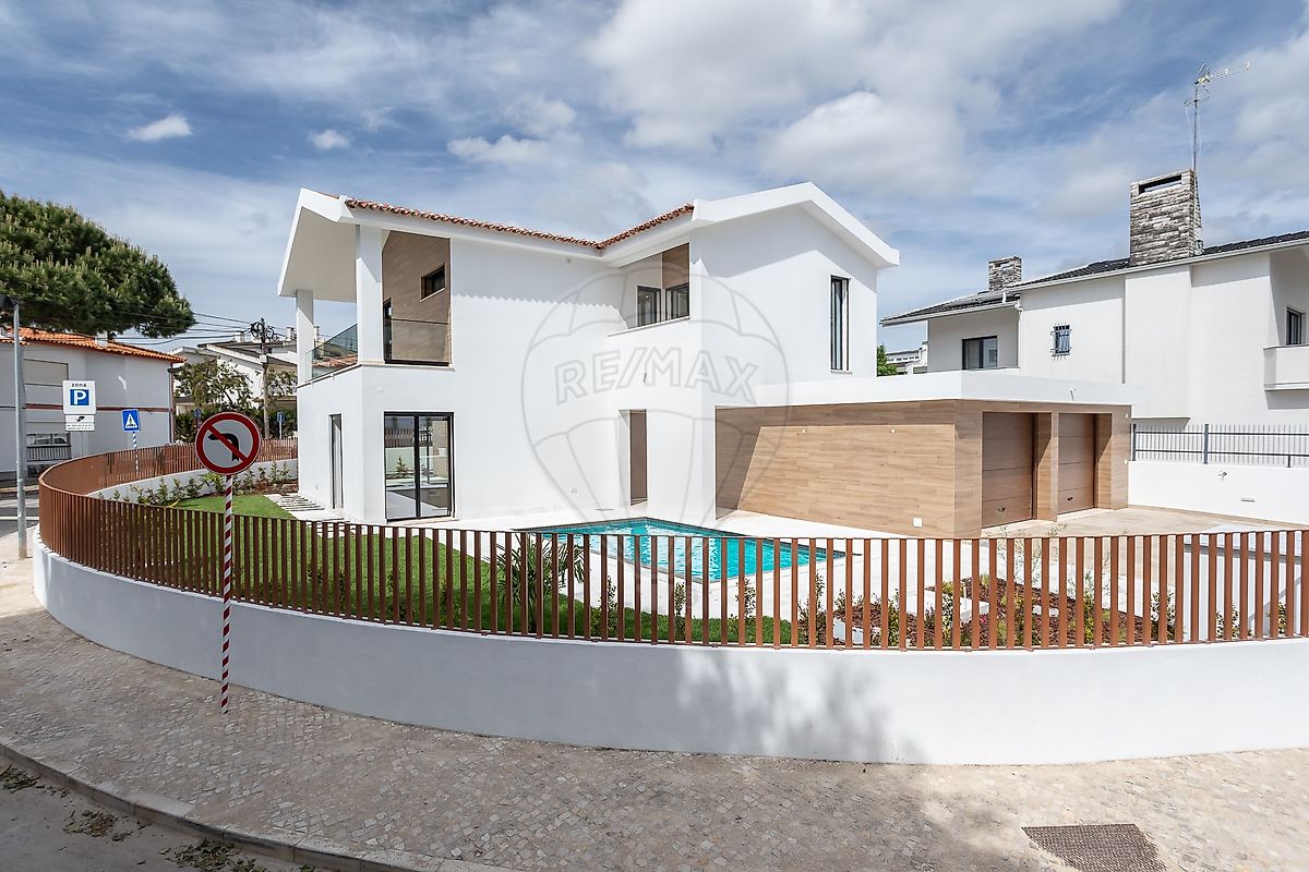 Apartamento T4 à venda em Oeiras