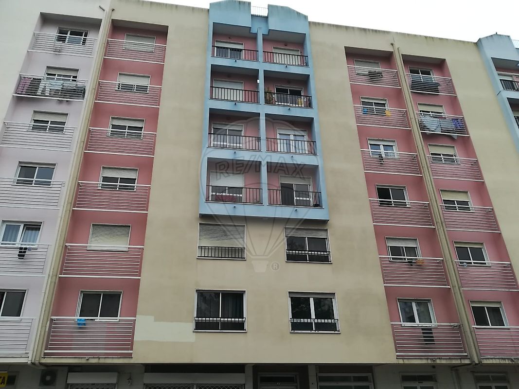 Apartamento T3 à venda em Sintra