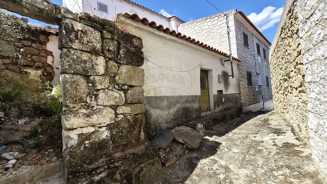 Moradia - Zebreira e Segura, Idanha-a-Nova, Castelo Branco
