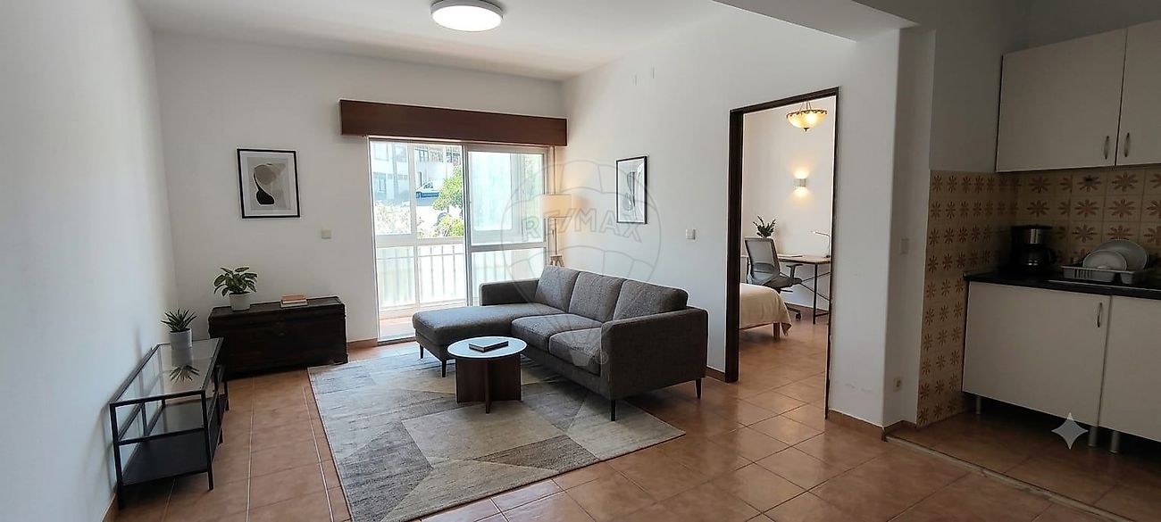 Apartamento T1 à venda em Sintra