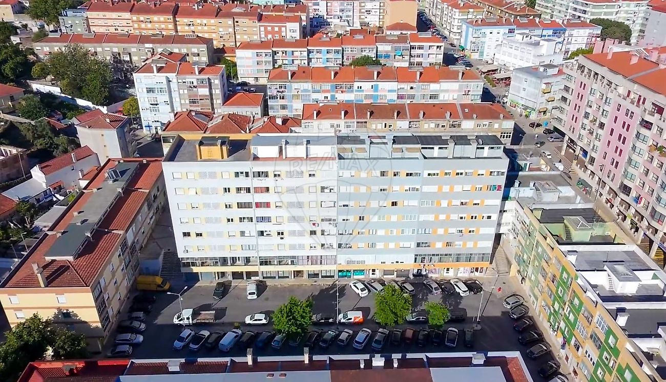 Apartamento T2 à venda em Sintra