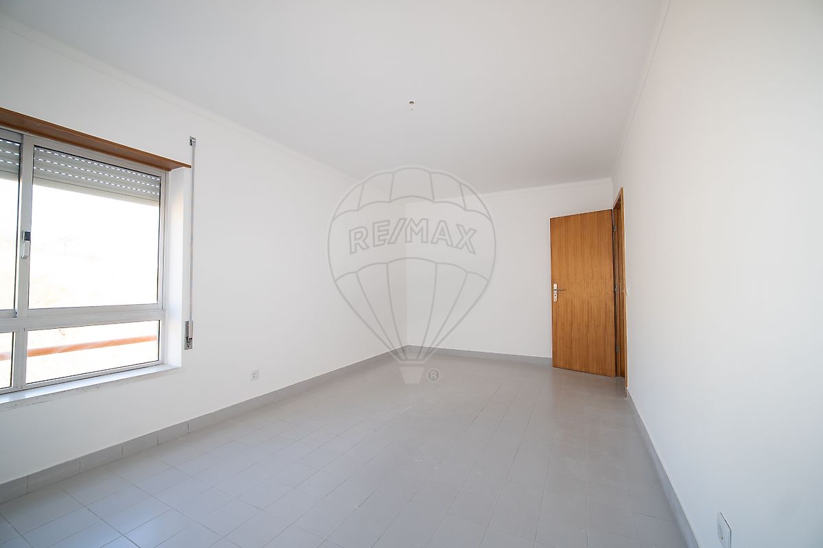 Apartamento T2 à venda em Carnaxide e Queijas, Oeiras — foto 14