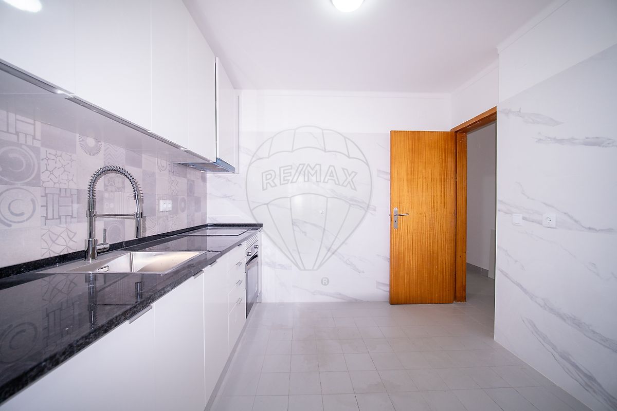 Apartamento T2 à venda em Carnaxide e Queijas, Oeiras — foto 23