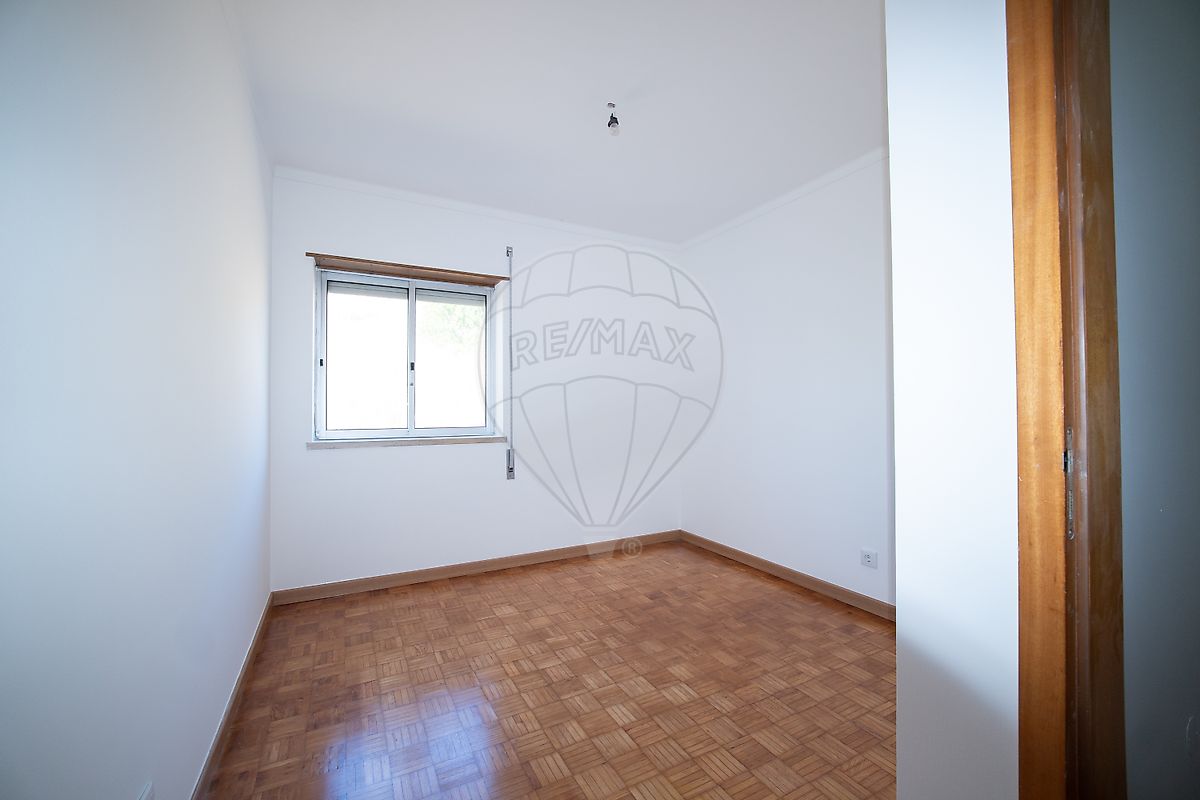 Apartamento T2 à venda em Carnaxide e Queijas, Oeiras — foto 7