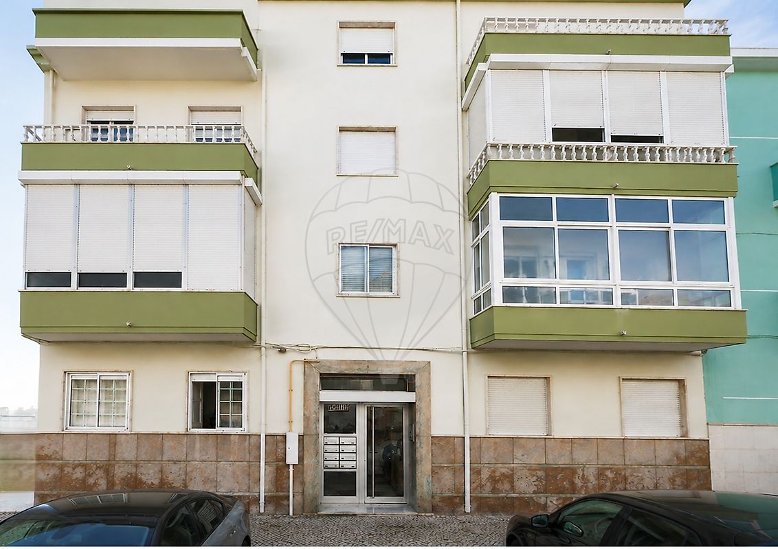 Apartamento T2 à venda em Amadora