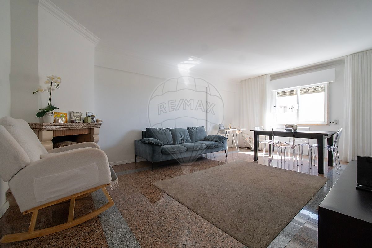 Apartamento T2 à venda em Sintra