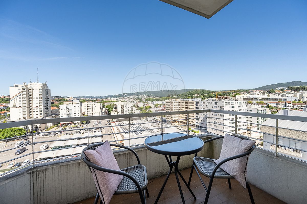 Apartamento T2 em Braga (Maximinos, Sé e Cividade), €230.000