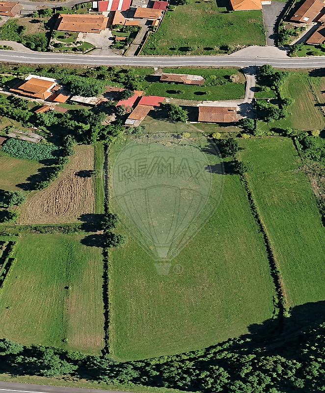 Terreno - Fornelos e Queijada, Ponte de Lima, Viana do Castelo