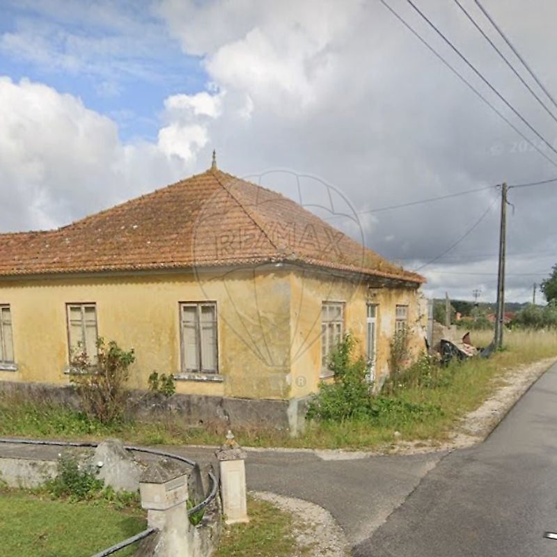Moradia T3 à venda em Casal da Rola