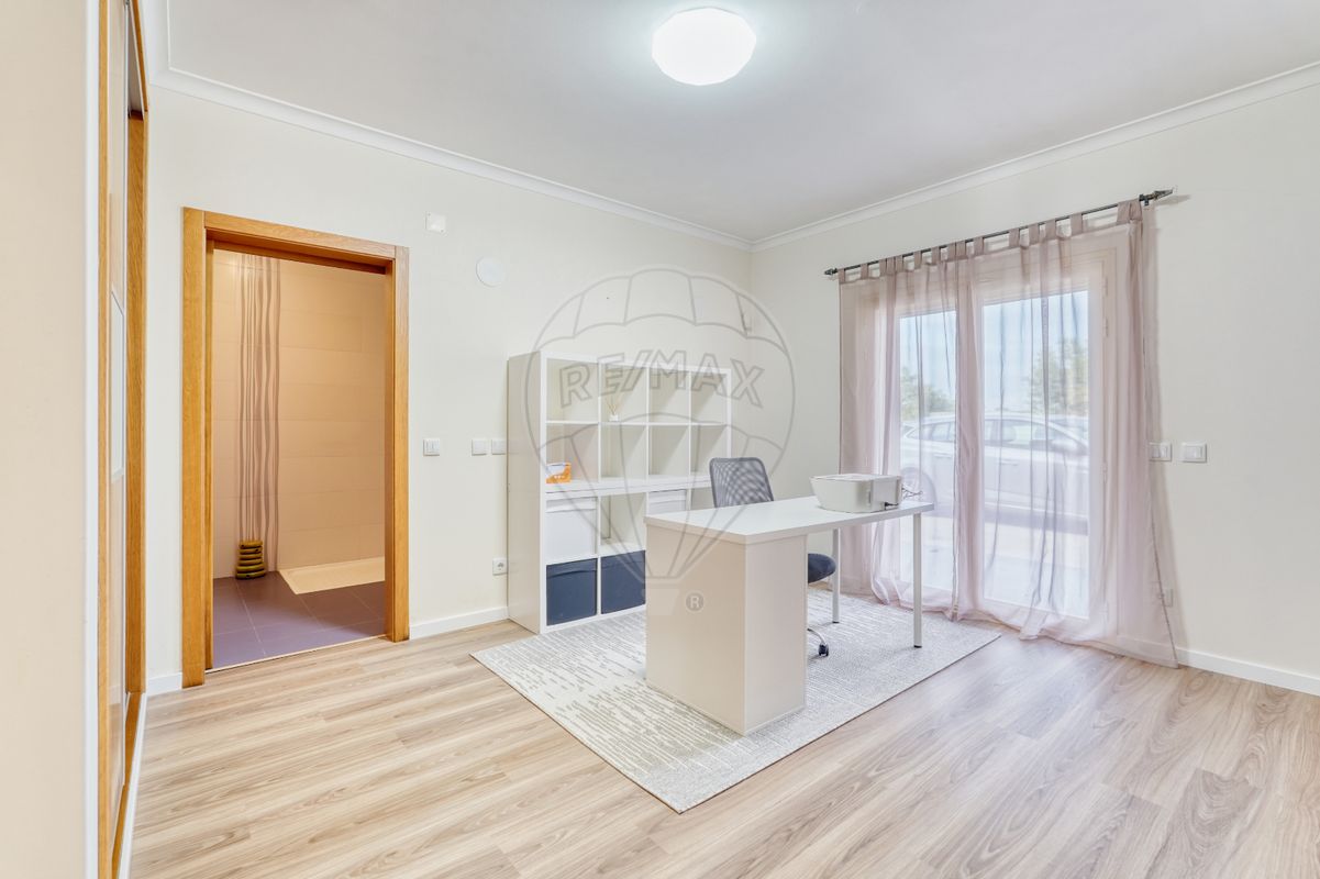 listing 120251399-17 picture-0