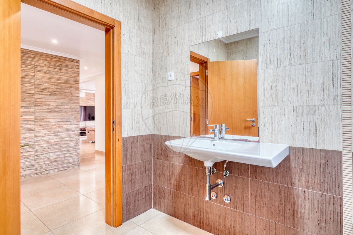 listing 120251399-17 picture-0