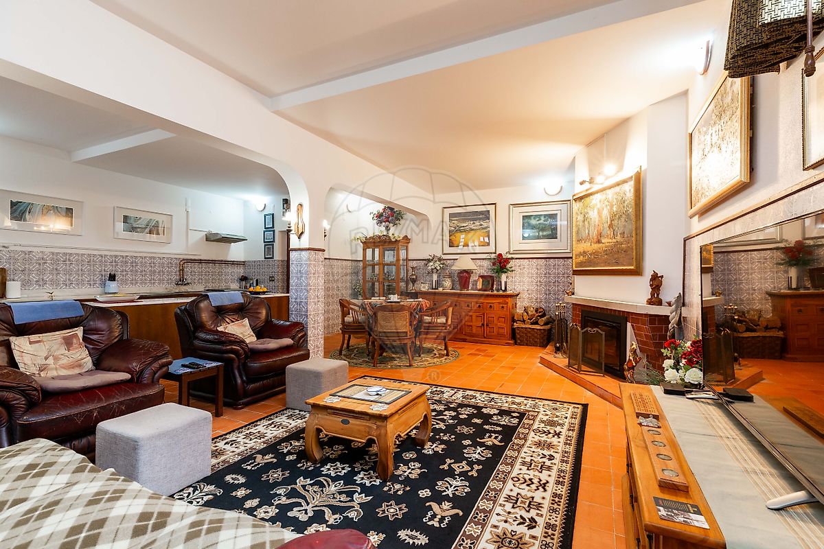 listing 120251223-82 picture-0