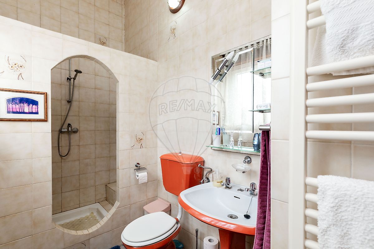 listing 120251223-82 picture-0