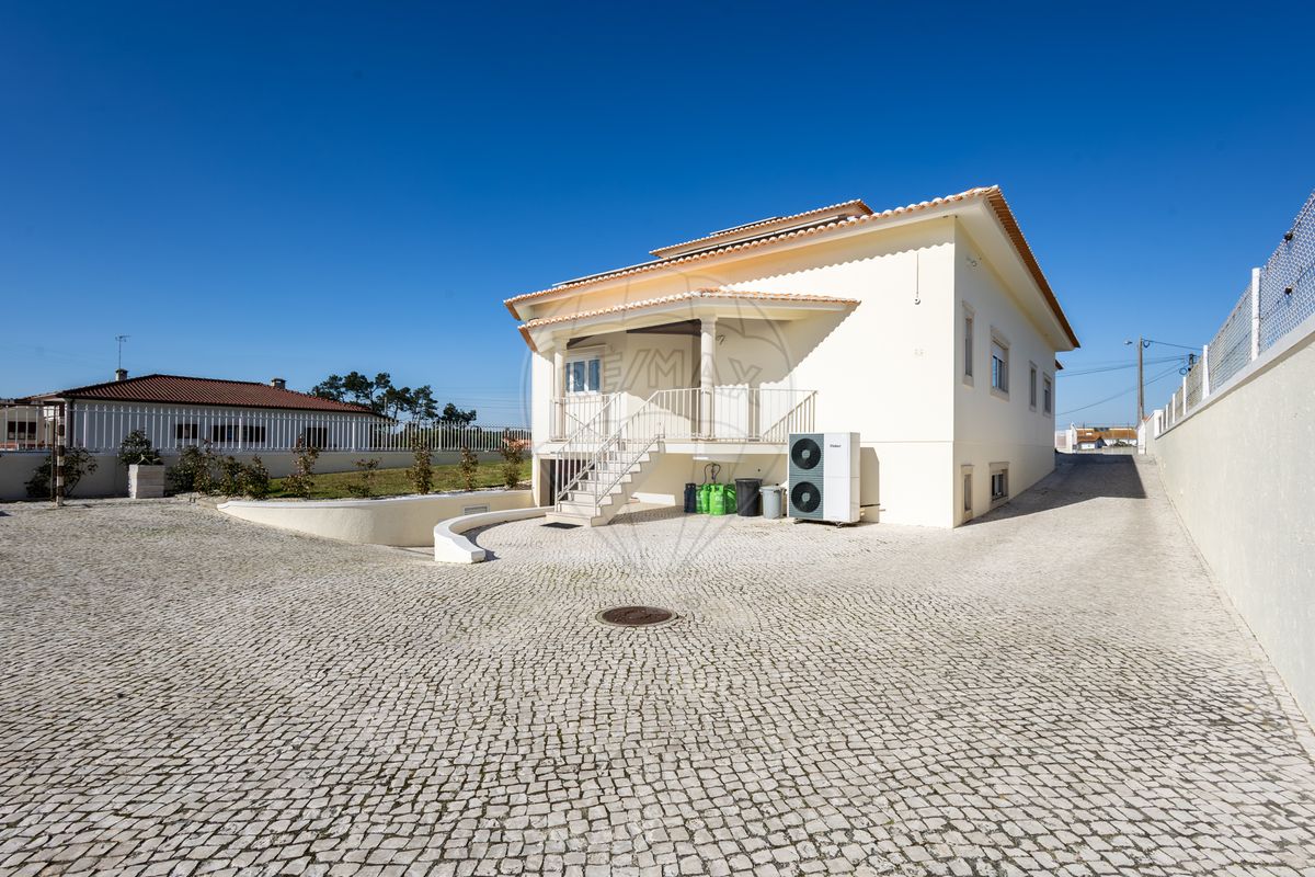listing 120251386-34 picture-0