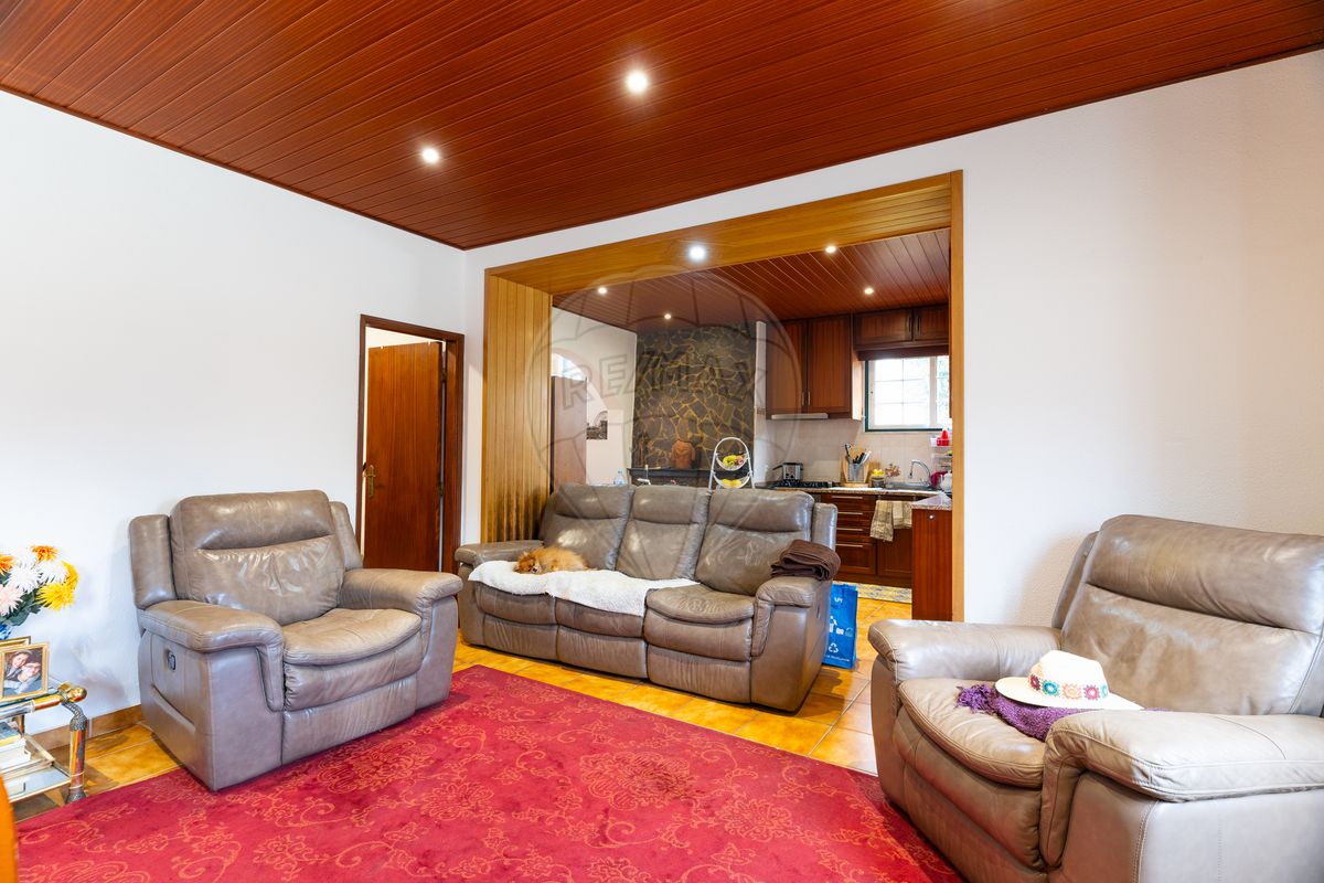 listing 120251232-77 picture-0