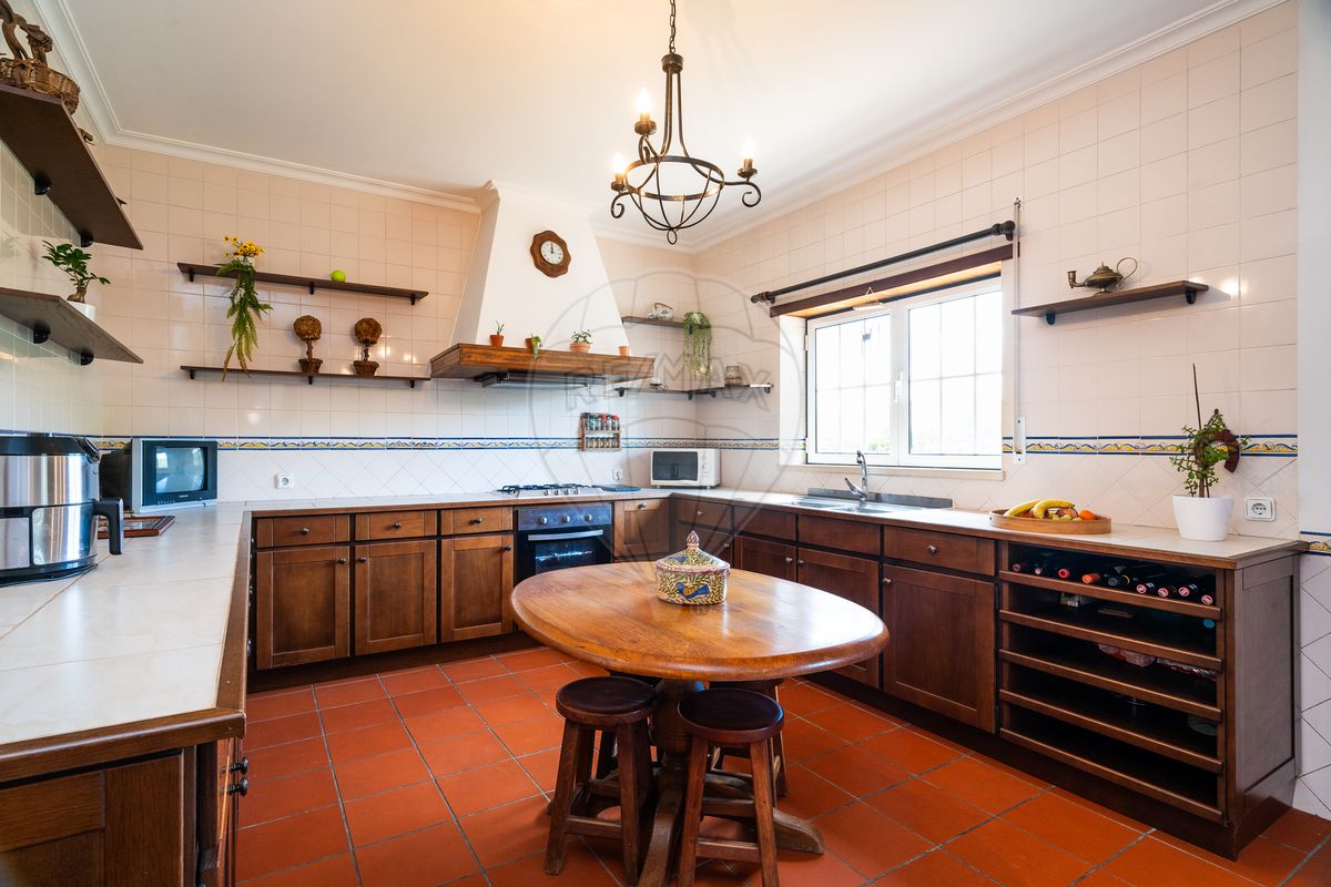 listing 120251237-323 picture-0