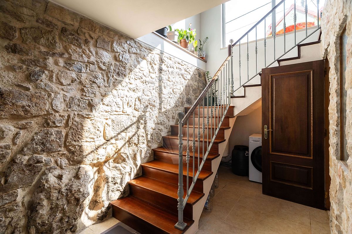 listing 120251173-527 picture-0