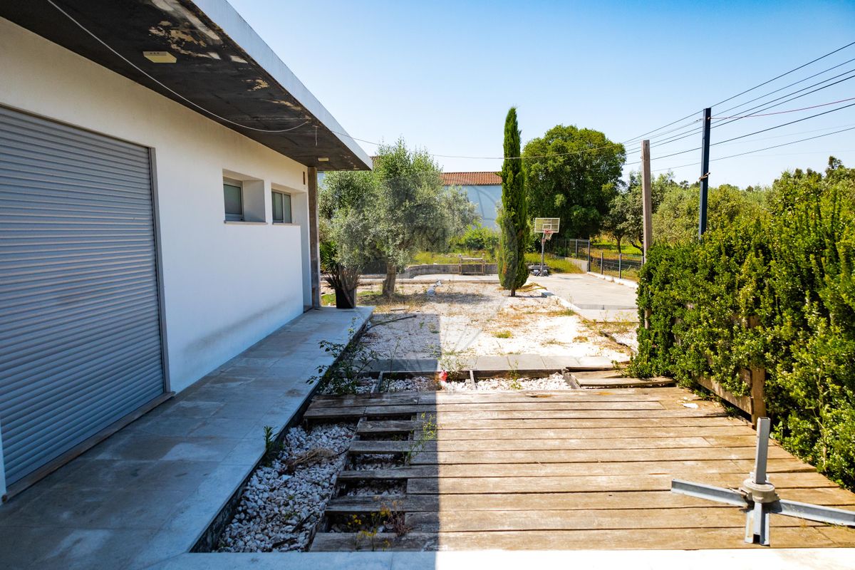 listing 120251412-8 picture-0