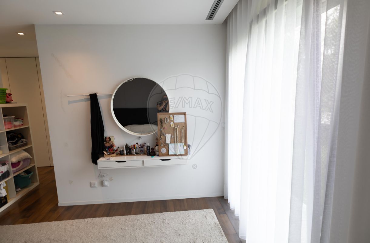listing 120251412-8 picture-0