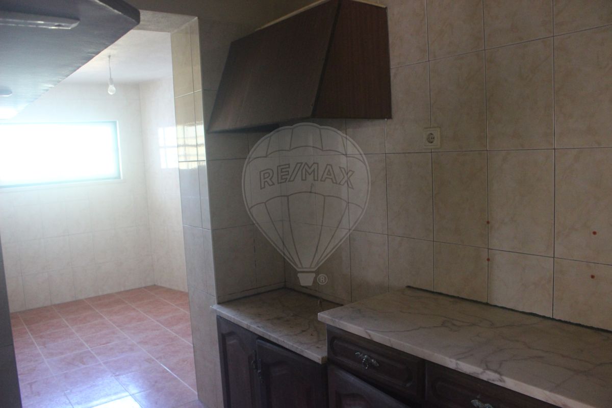 listing 120251411-8 picture-0
