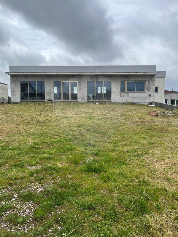 Armazém para venda