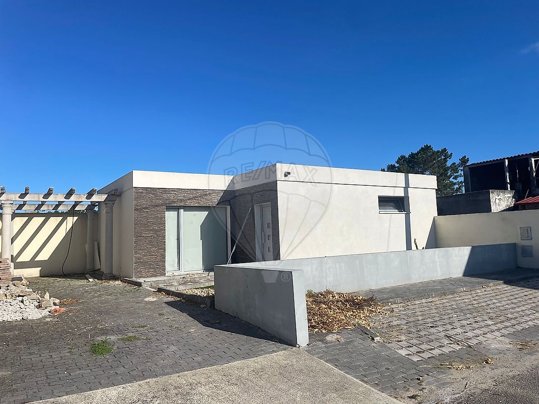 Moradia T2 para venda