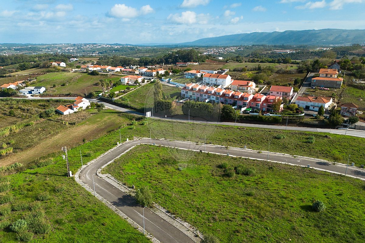 Terreno à venda em Alcobaça