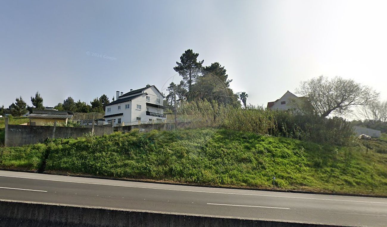 Terreno à venda em Leiria