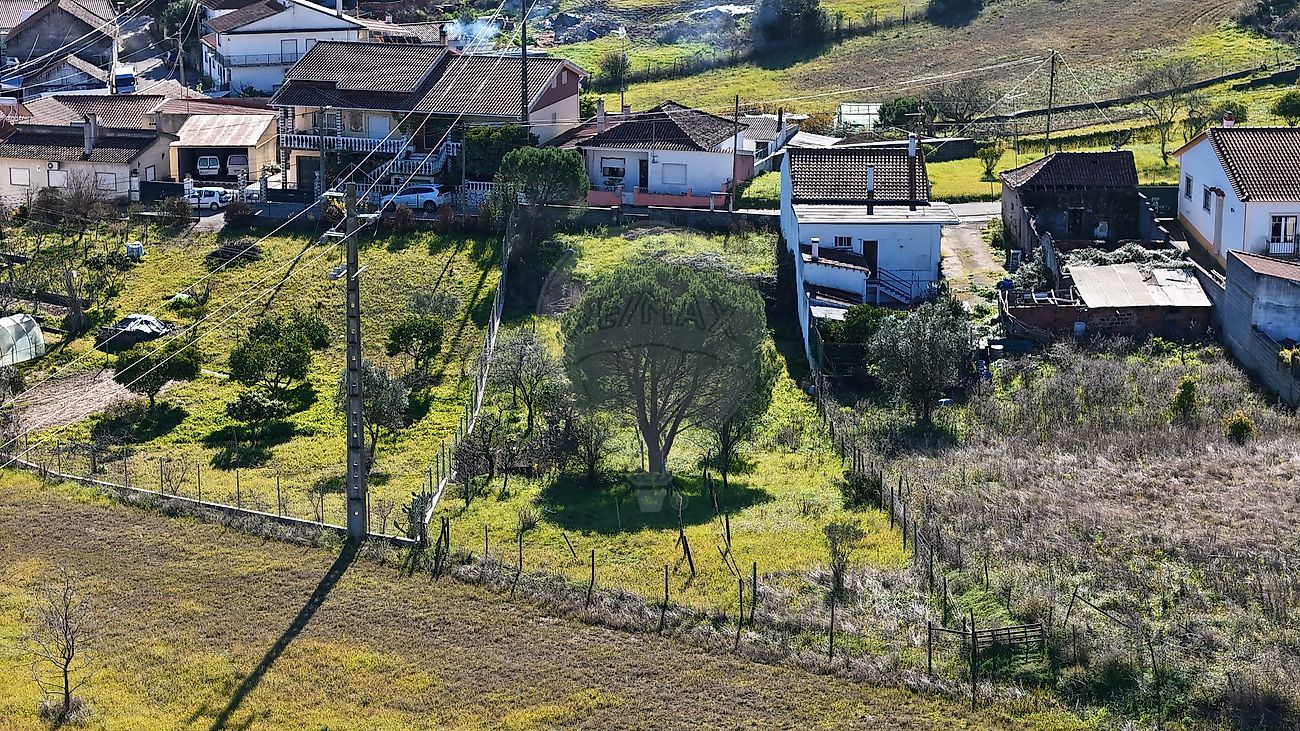 Terreno - Alcanena e Vila Moreira, Alcanena, Santarém