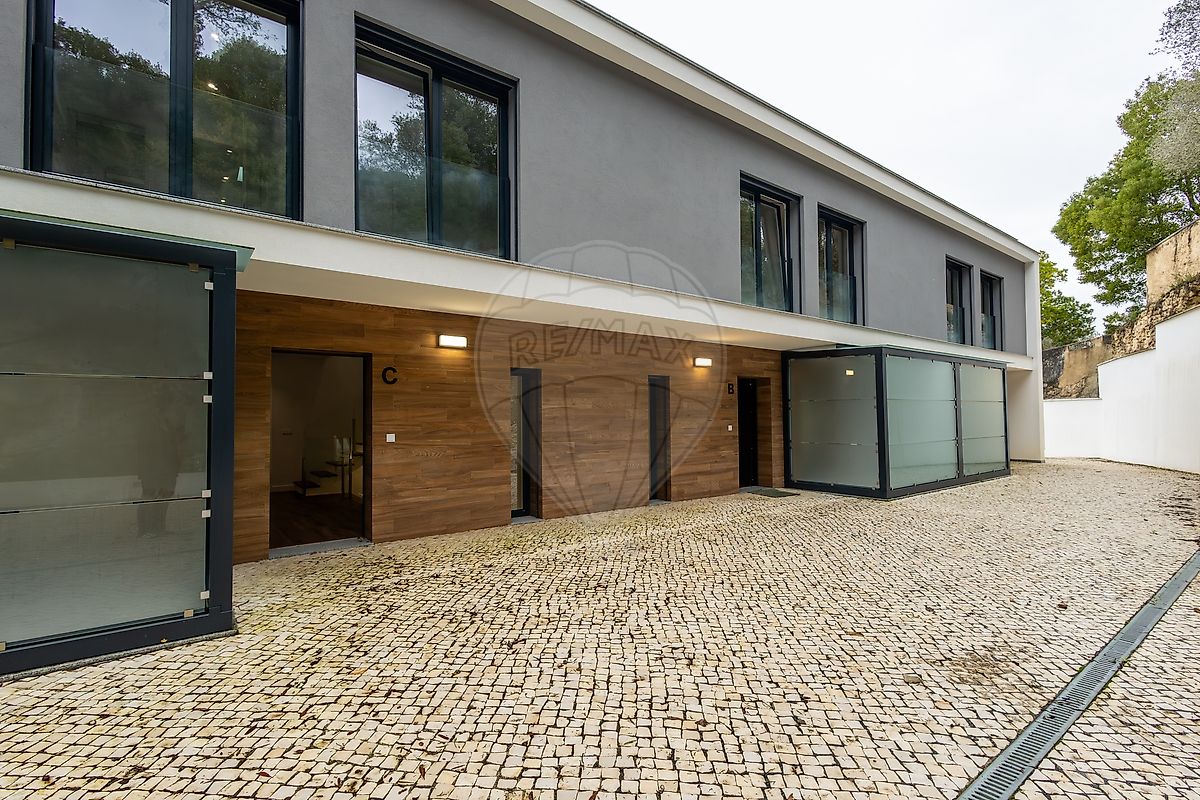 Moradia T4 à venda em Leiria